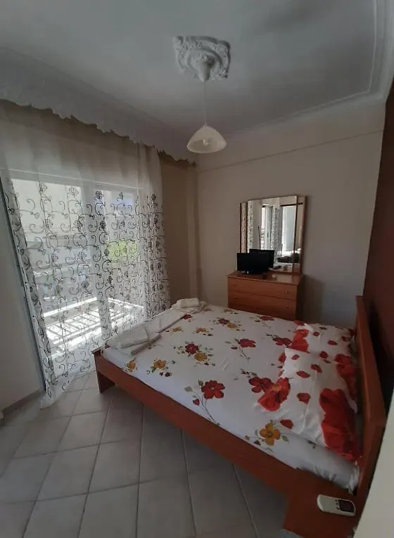 Prodromos Apartments Flogita